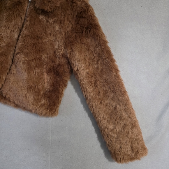 Abercrombie & Fitch Womens Brown Cropped Faux Fur Jacket Size Small - Picture 8 of 12